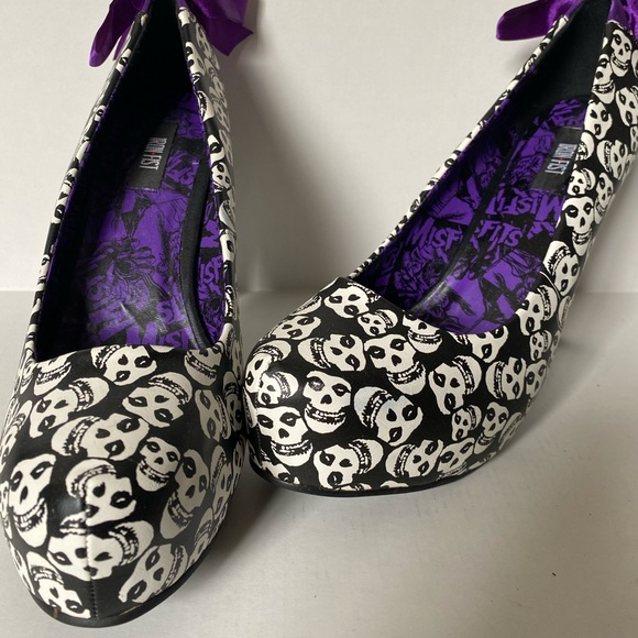 NWOT IRON FIST MISFITS HEELS (fits like a size 10) - Picture 4 of 8